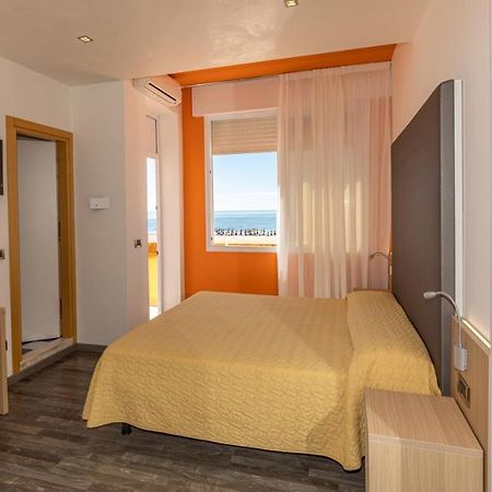 Hotel Villa Gioiosa Лидо-ди-Езоло Экстерьер фото