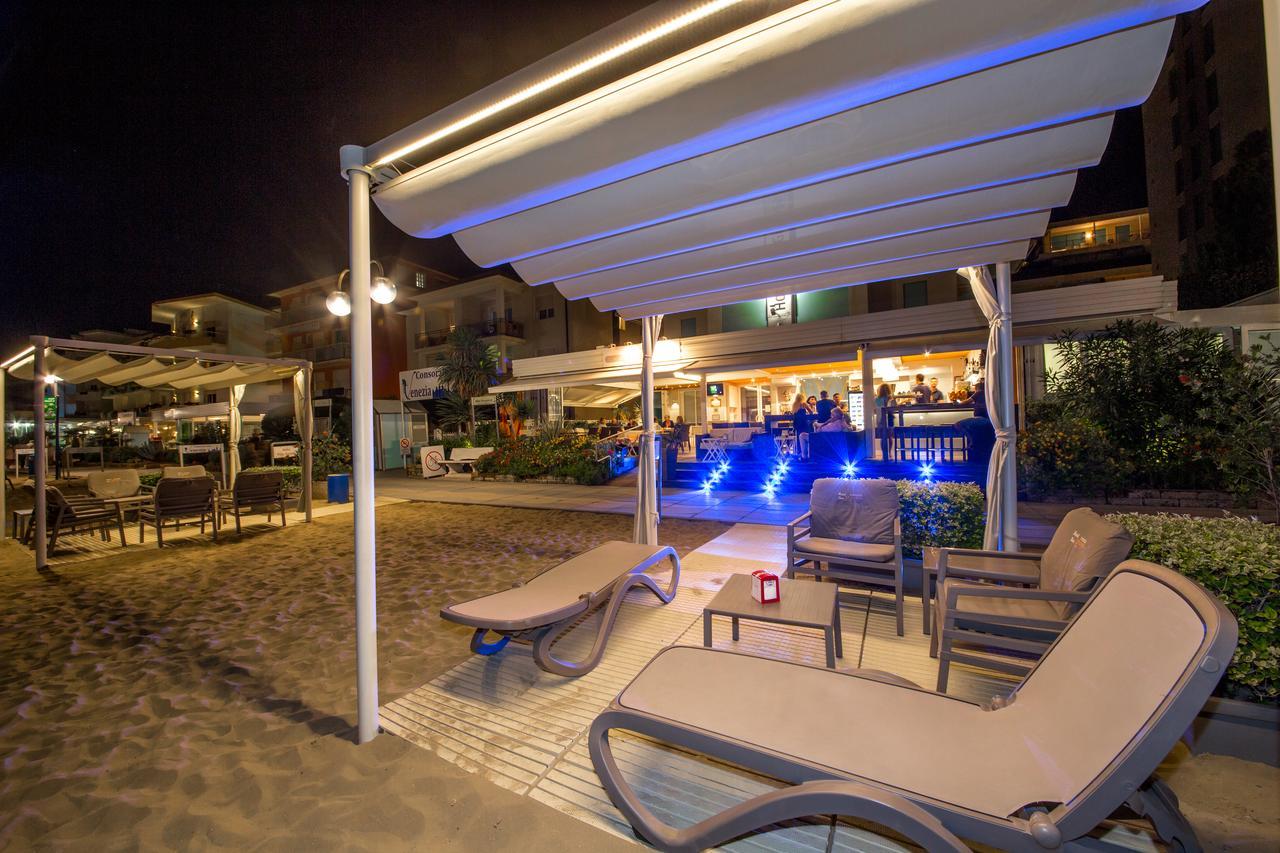 Hotel Villa Gioiosa Лидо-ди-Езоло Экстерьер фото